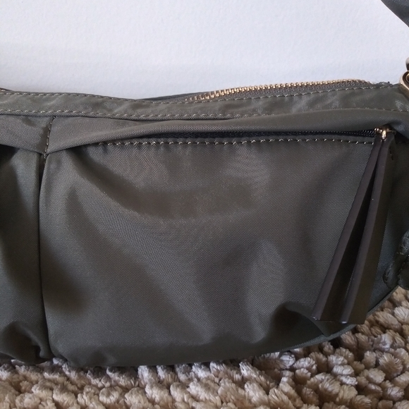 Jason Wu - Picture 5 of 6